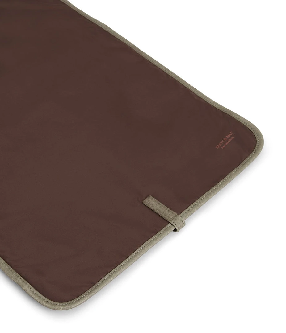 Mattnat RAYLANMED Vegan Diaper Bag - Vintage 3 Mattnat RAYLANMED Vegan Diaper Bag - Vintage