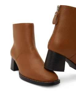 Mattnat Footwear ERIVO Vegan Block Heel Boots 19 Mattnat Footwear ERIVO Vegan Block Heel Boots