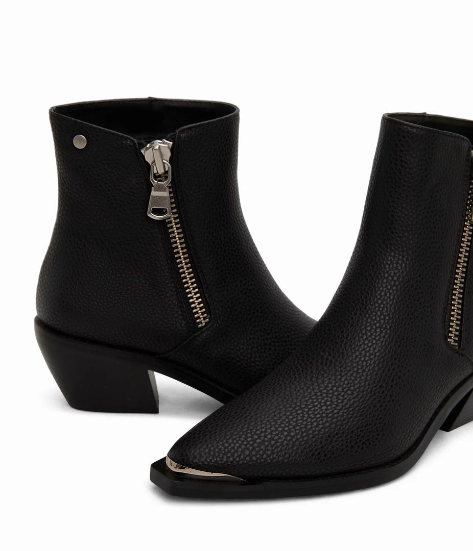 Mattnat EVEX Women's Vegan Chelsea Boots Footwear 4 Mattnat EVEX Women's Vegan Chelsea Boots Footwear