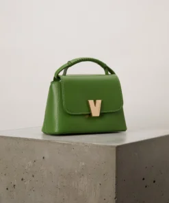 Mattnat GEANSM Small Vegan Crossbody Bag - APPLESKIN™