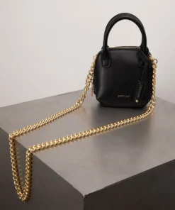 Mattnat GESSI MICRO Vegan Crossbody Bag - APPLESKIN™ 32 Mattnat GESSI MICRO Vegan Crossbody Bag - APPLESKIN™