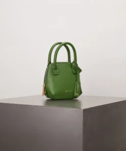 Mattnat GESSI MICRO Vegan Crossbody Bag - APPLESKIN™ 44 Mattnat GESSI MICRO Vegan Crossbody Bag - APPLESKIN™