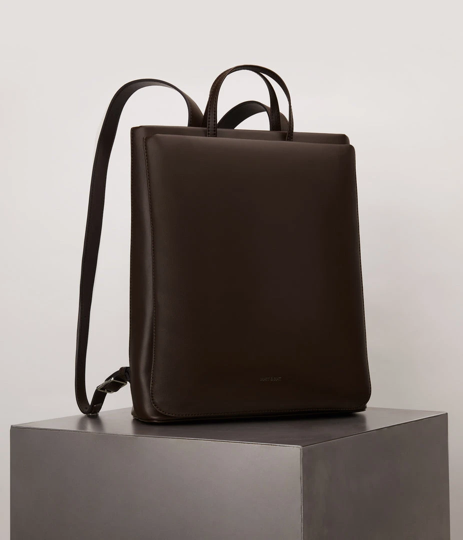 Mattnat Studio 901 REIGN Vegan Backpack - APPLESKIN™ 10 Mattnat Studio 901 REIGN Vegan Backpack - APPLESKIN™