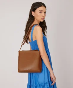 Mattnat LORO Vegan Shoulder Bag - Vintage New Arrivals
